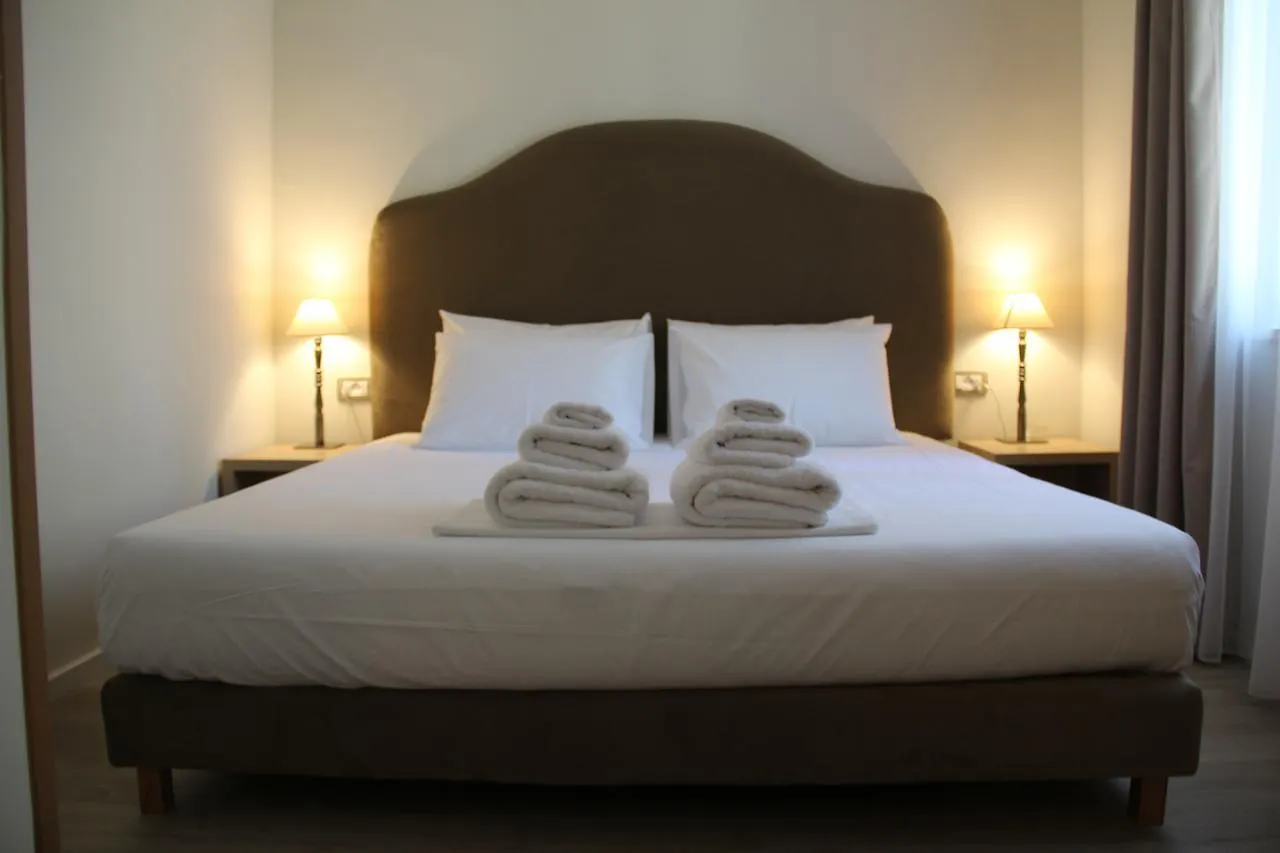 Hotel Hermes Tirana Albânia